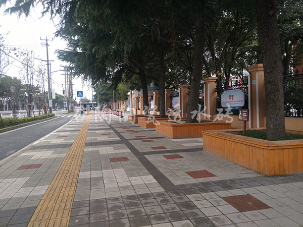 【松江區中山街道道路】陶瓷透水磚項目工程